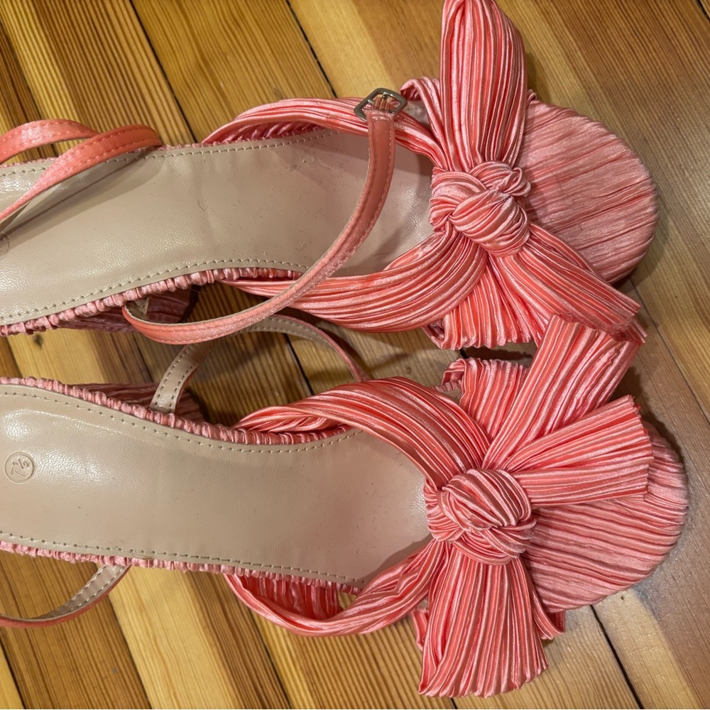 Elegant Pink Strappy Women's Sandals